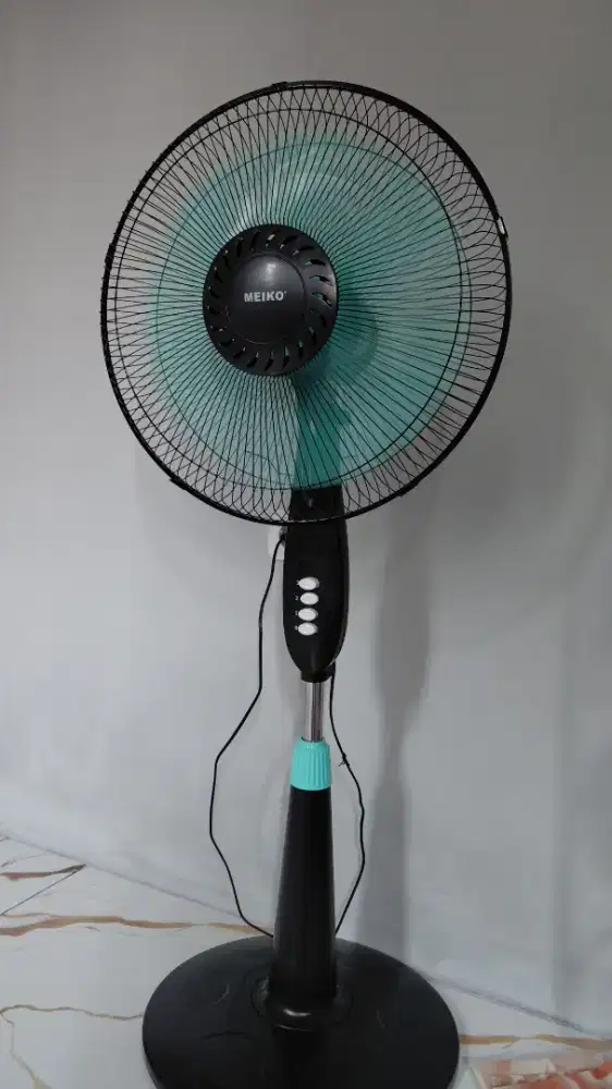 Kipas MEIKO bekas