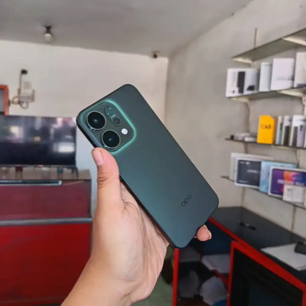 Oppo Reno 14 5G 12/256 fullset original dan bergaransi. TT juga bisa