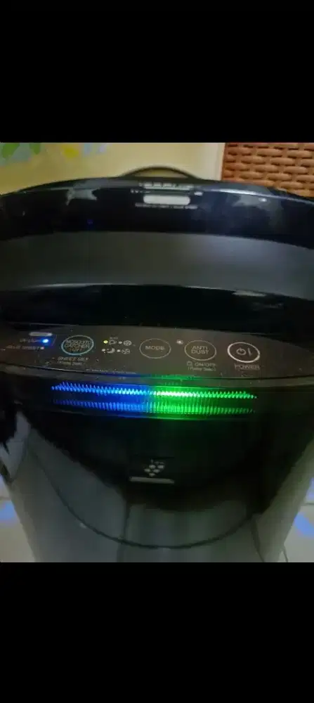 Dijual pembersih udara ruangan Sharp  Air Purifier FP -FM40Y -B