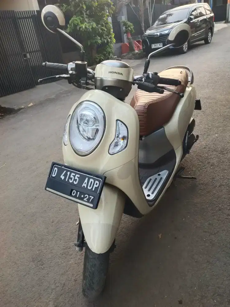 Jual motor Honda Scoopy 2021