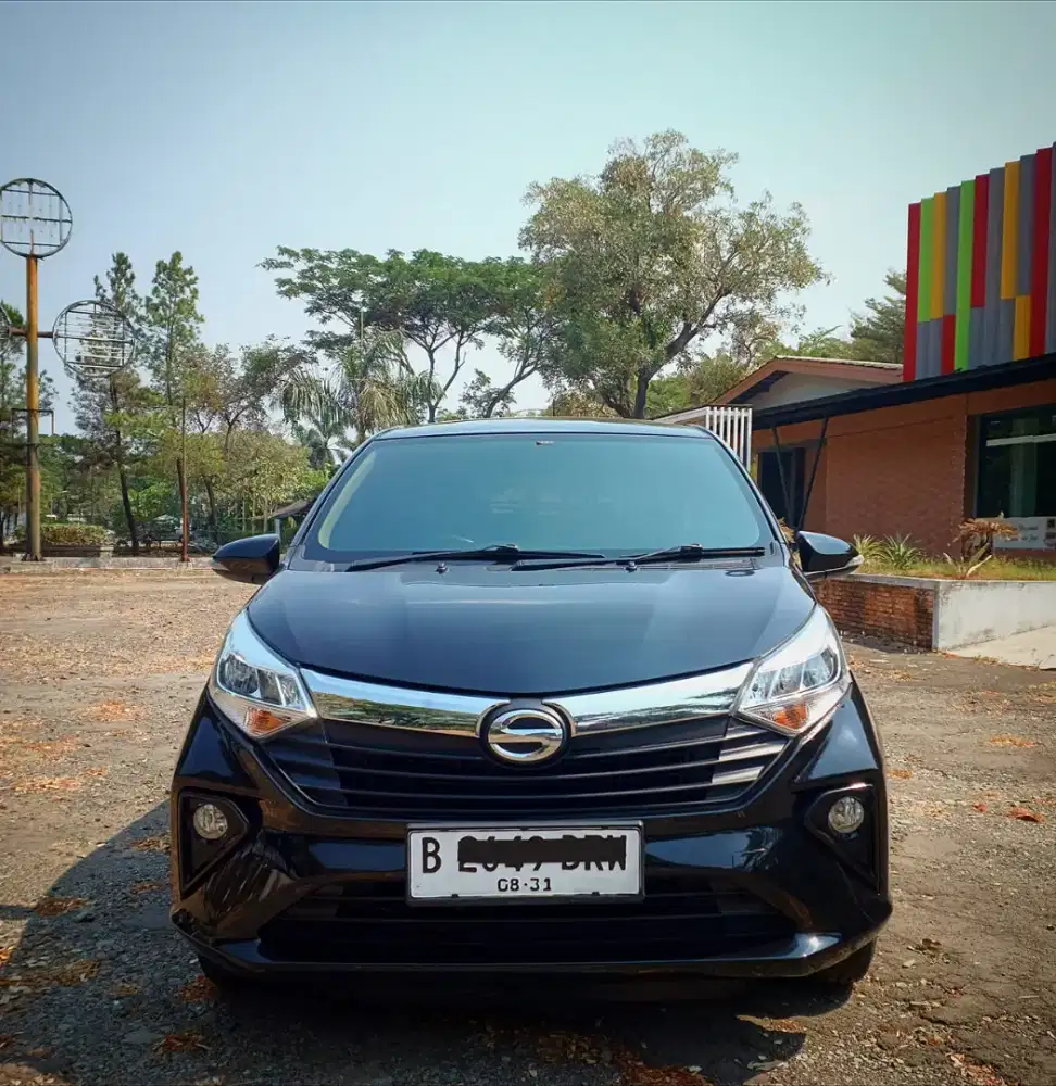 Antik Km 16rb | Daihatsu Sigra 1.2 R Manual 2021