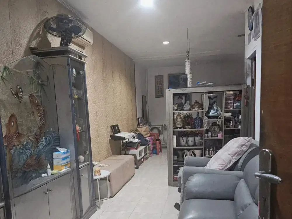 Dijual Rumah Hoek 2 Lantai di Pasadena Cengkareng