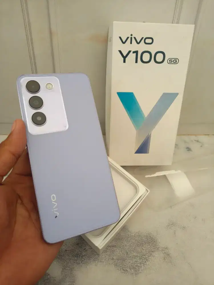 Vivo y100 5G ram8/128 fulset ori barang mulus