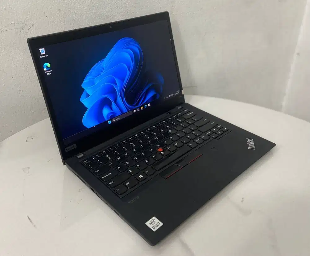 Laptop P14S G10 lenovo thikpad i7 16gb 512gb VGA NVIDIA 2GB coding