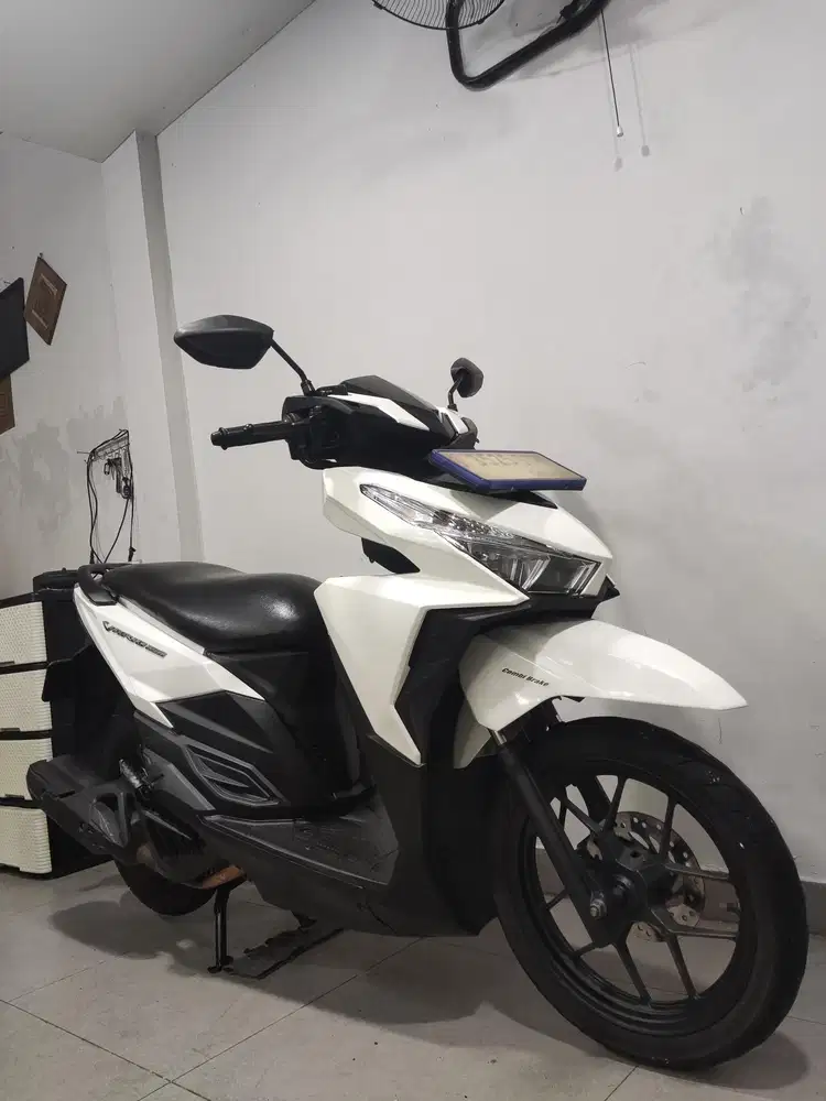 Vario 125 LED Old 2015 / 2016 Mulus Plat Jakarta ABBA