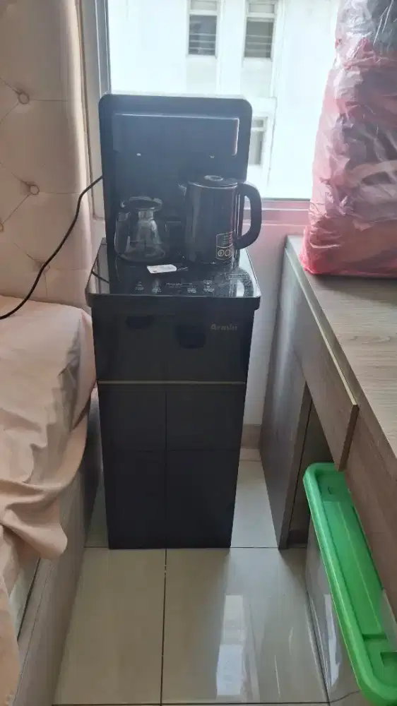 Di jual dispenser arashi bekas pemakaian pribadi