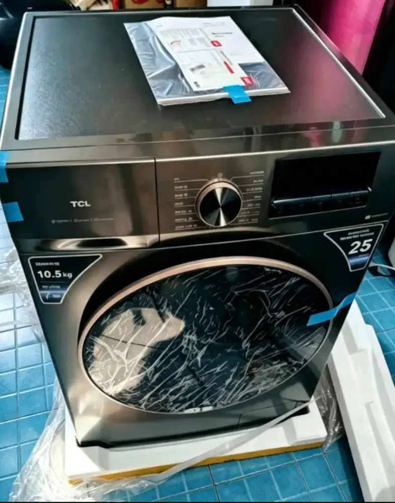 TCL Mesin Cuci Front Loading Washer Dryer 10.5 kg TWD105-C22DGI