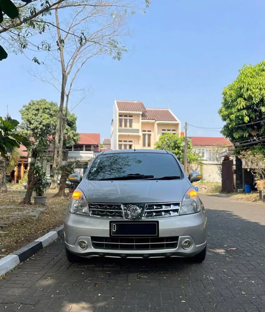 Nissan Grand Livina XV AT 2010/2011/2012 matic hws autech