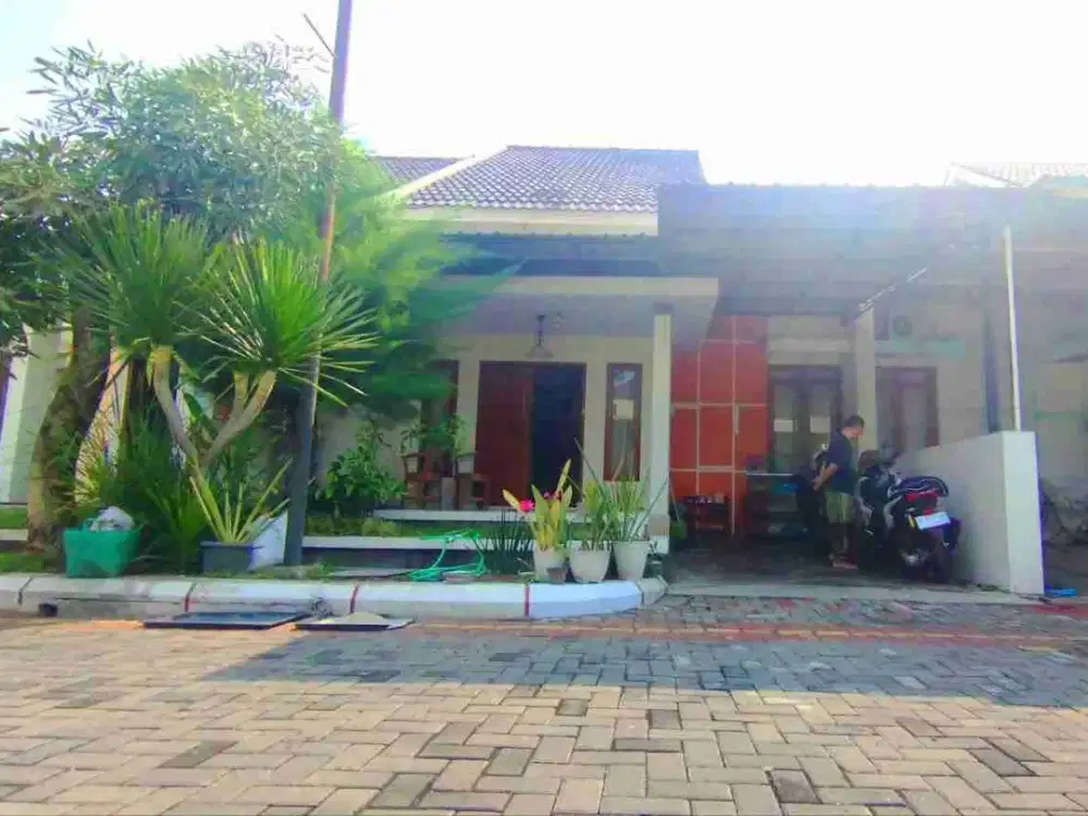 rumah cluster mangesti raya gentan one gate ada security 24jam