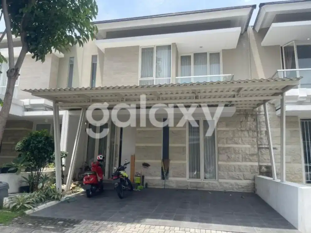 Rumah Greenlake Surabaya 2 Lantai Hadap Timur