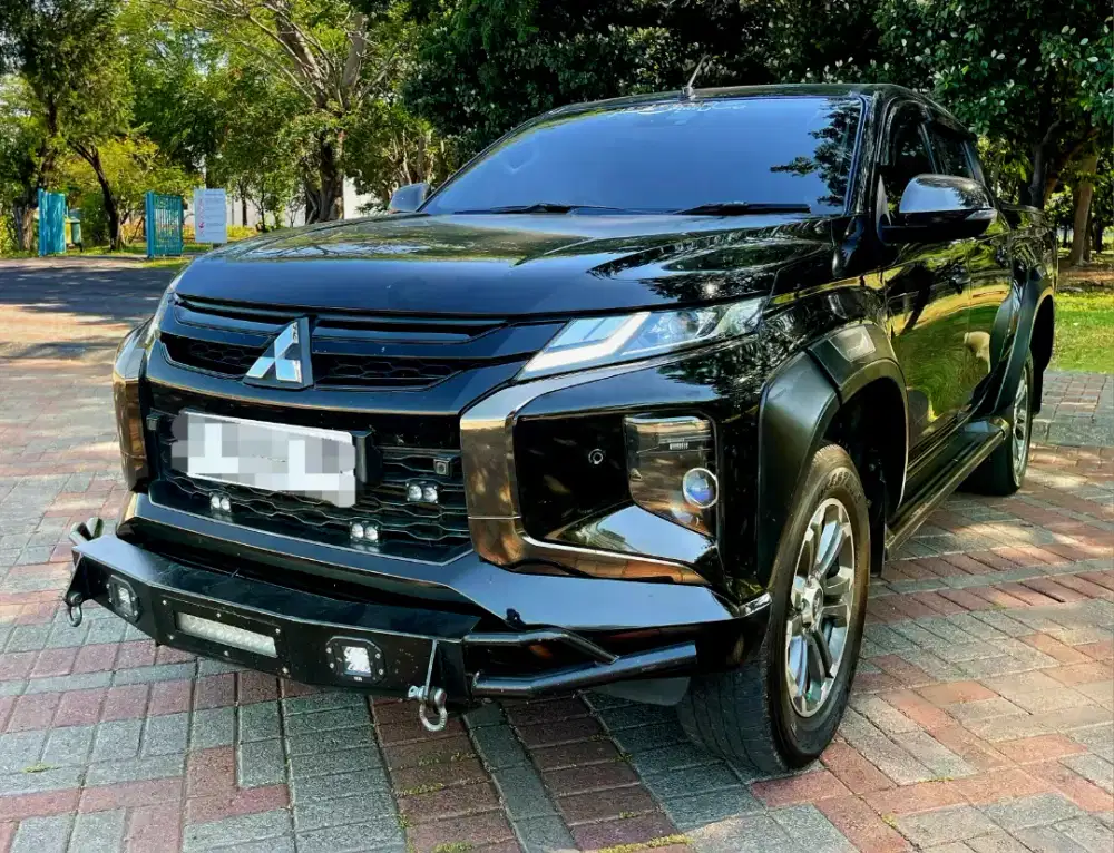 Mitsubishi Triton 2.4 Double CABIN Ultimate 4x4 At 2019(istimewa)