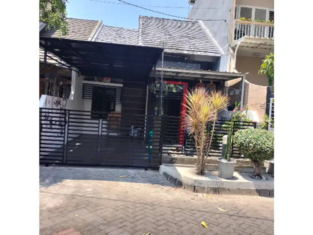 Rumah Puri Safira Regency Gresik Cluster Casablanca Hadap Utara