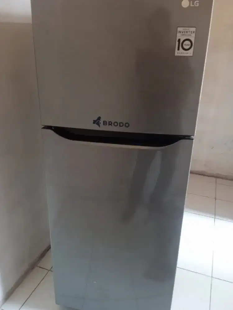 Di jual kulkas 2 pintu merk LG Normal dingin beku  Siap Pakai
