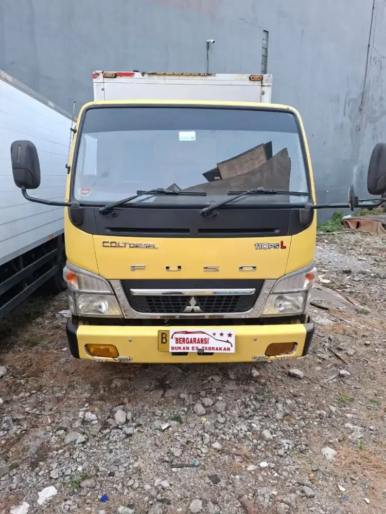Mitsubishi Colt Diesel 4 ban Long Box th 2019
