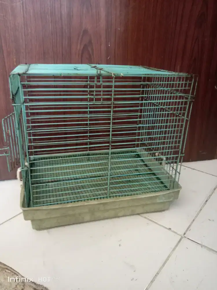 Kandang kotak 30x30x20.