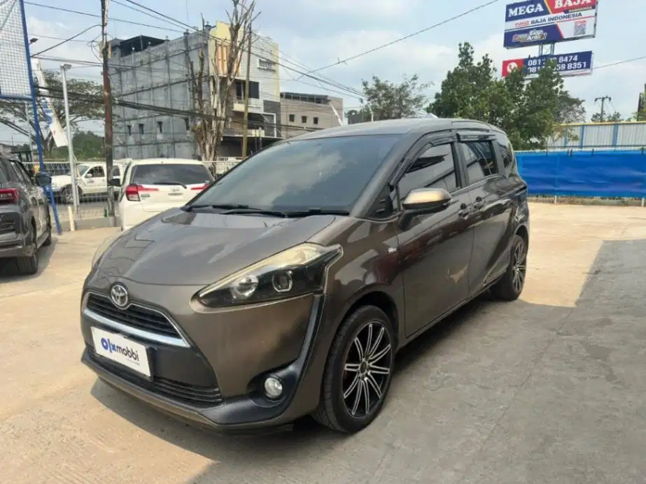 Toyota Sienta 1.5 V Bensin Matic 2017 KTNZ