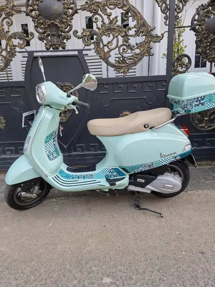 Vespa Lx Batik Tahun 2022