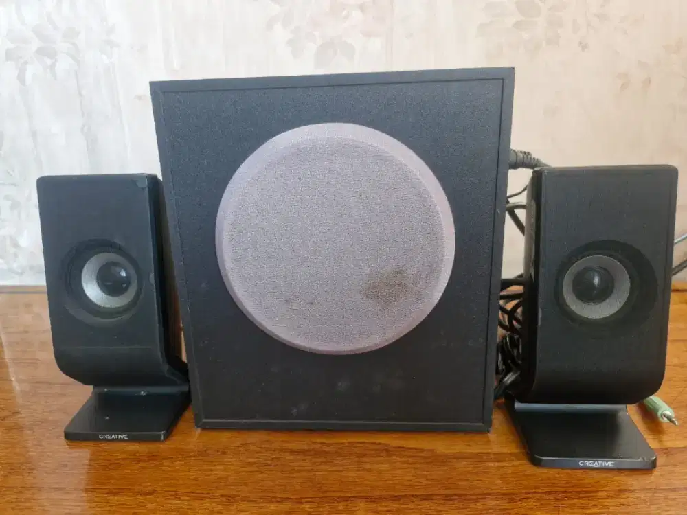 Speaker Aktif 2.1 CREATIVE