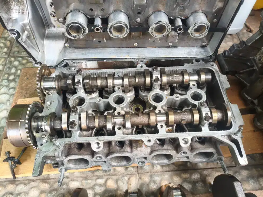 cylinder head, camshaft, bak carter 1nz toyota yaris 1st gen, vios