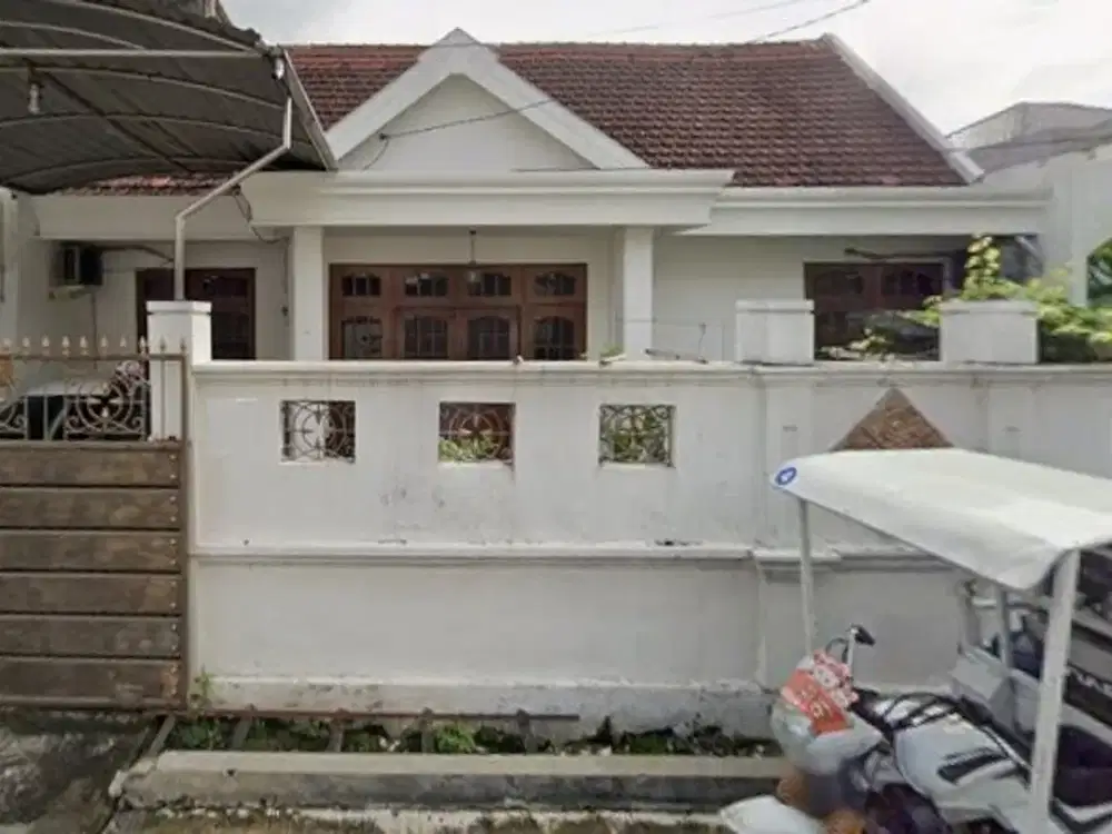 Disewakan Rumah Darmo Permai Perlu Perbaikan Surabaya Barat REV.A1074