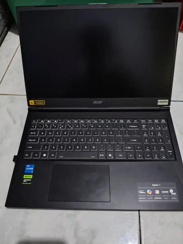 Laptop Acer Aspire 7 PRO RTX 3050
