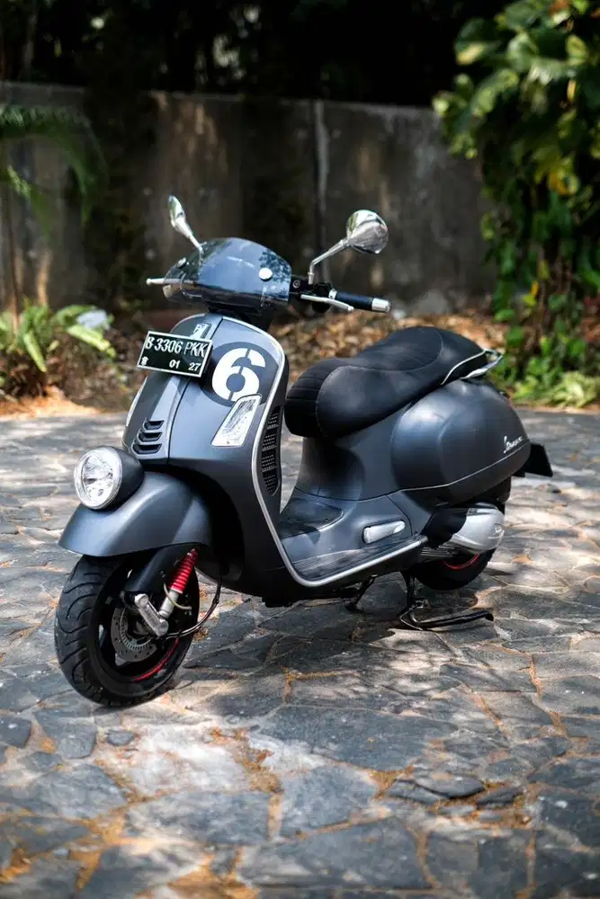 VESPA GTV SEI GIORNI 300 4VIE 2021