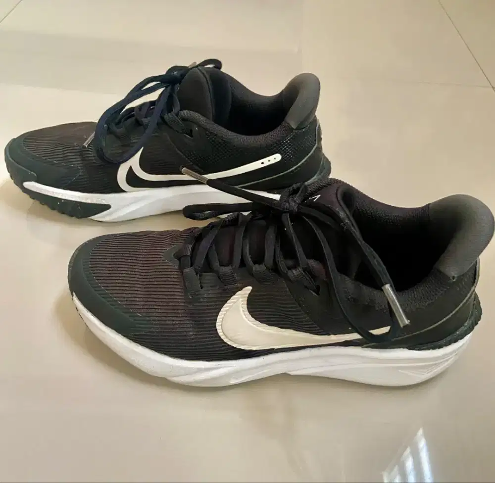 Sepatu Nike original size 36