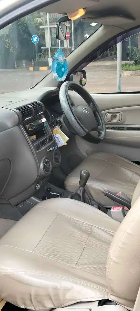 Daihatsu Xenia 2010 Bensin