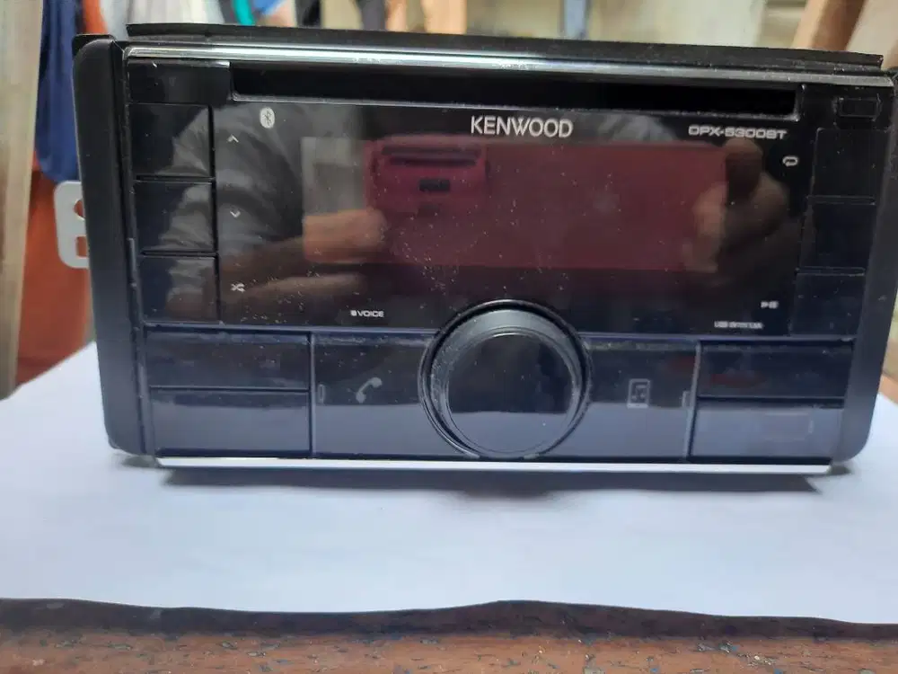 Jual Head unit mobil ex Daihatsu Sigra merk Kenwood.