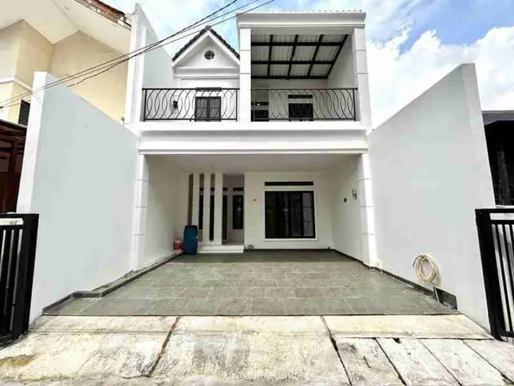 Jual Rumah Tingkat Bangunan Baru di Tebet Barat Jakarta Selatan
Akses jalan 1 mobil