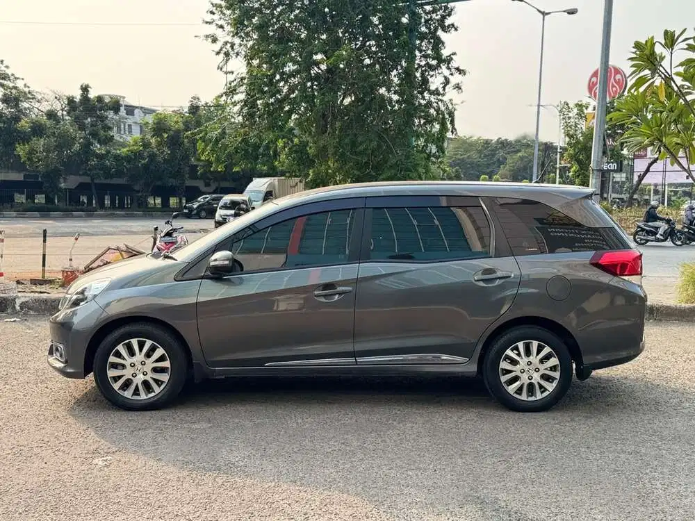 Honda Mobilio 2014 Bensin