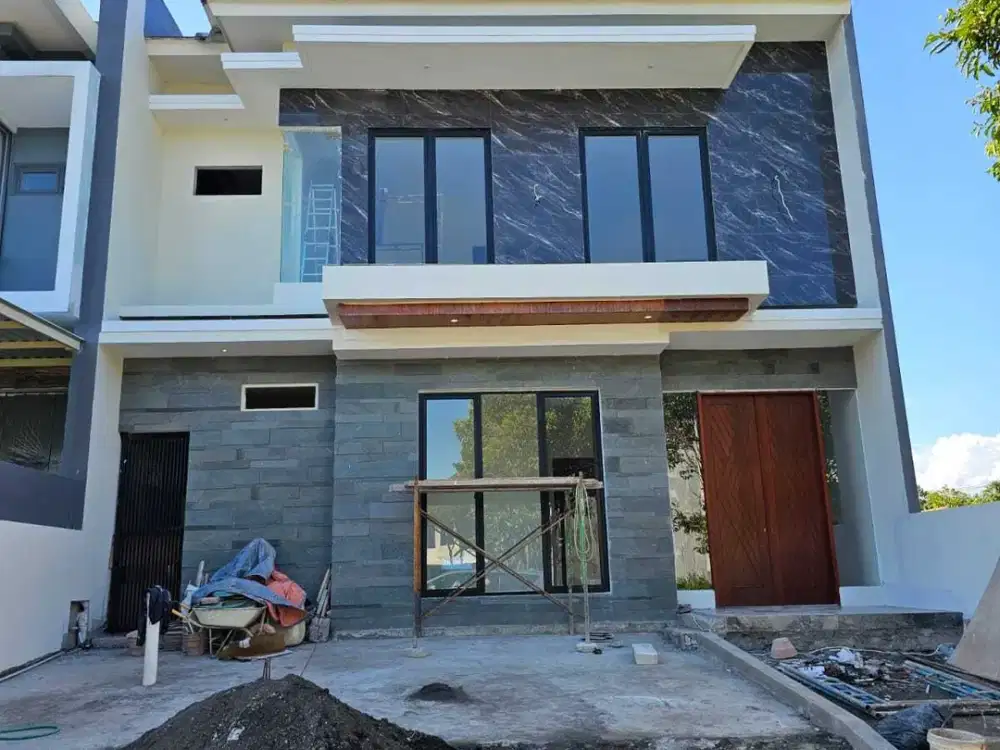 Rumah Woodland Citraland Surabaya 2 LantaI Hadap Selatan