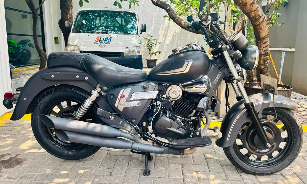 Benelli motobi 200 efi