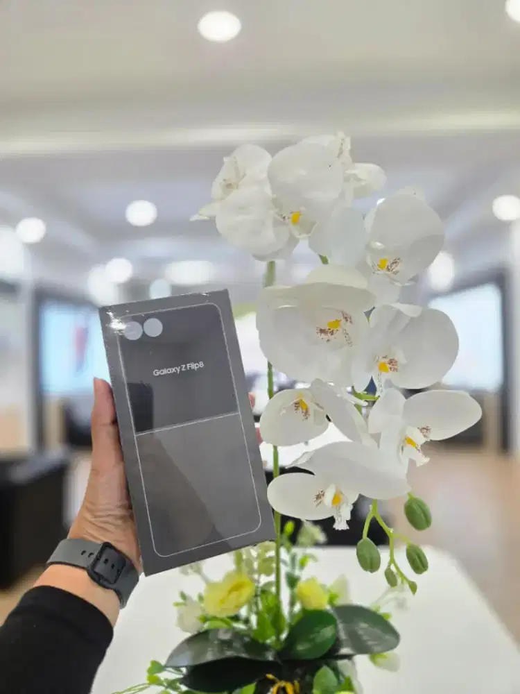 (PROMO) SAMSUNG GALAXY Z FLIP 8 12/256 GB GARANSI RESMI