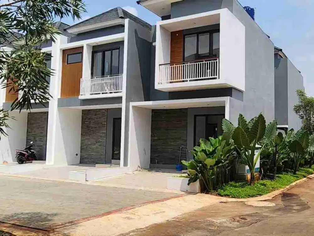 rumah strategis dua lantai di Pamulang Tangerang selatan