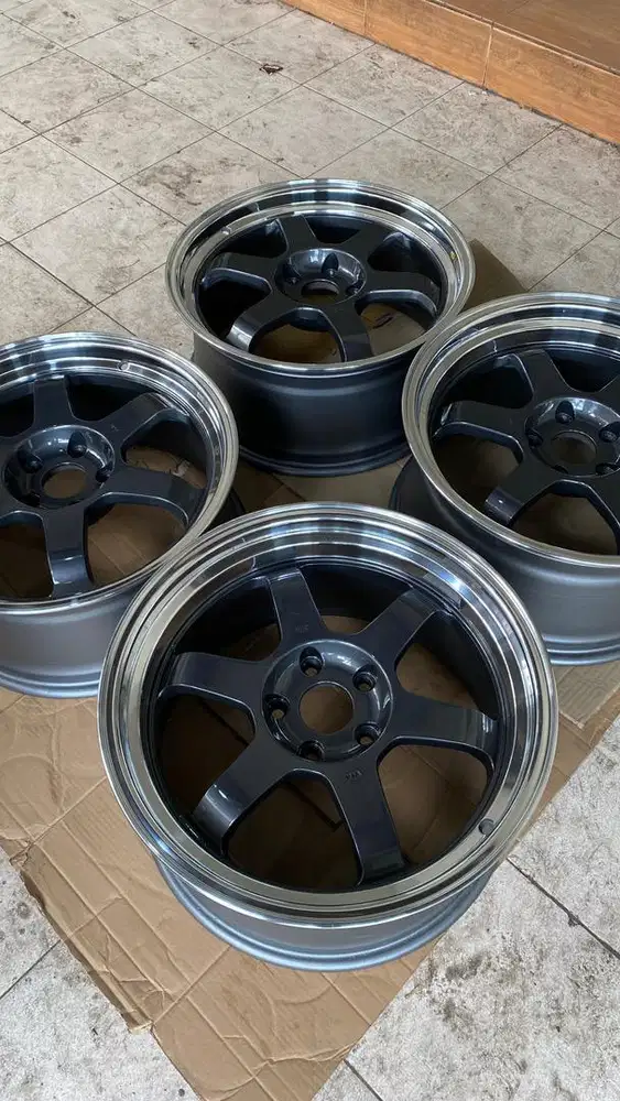 Velg TE37 v Ring 18