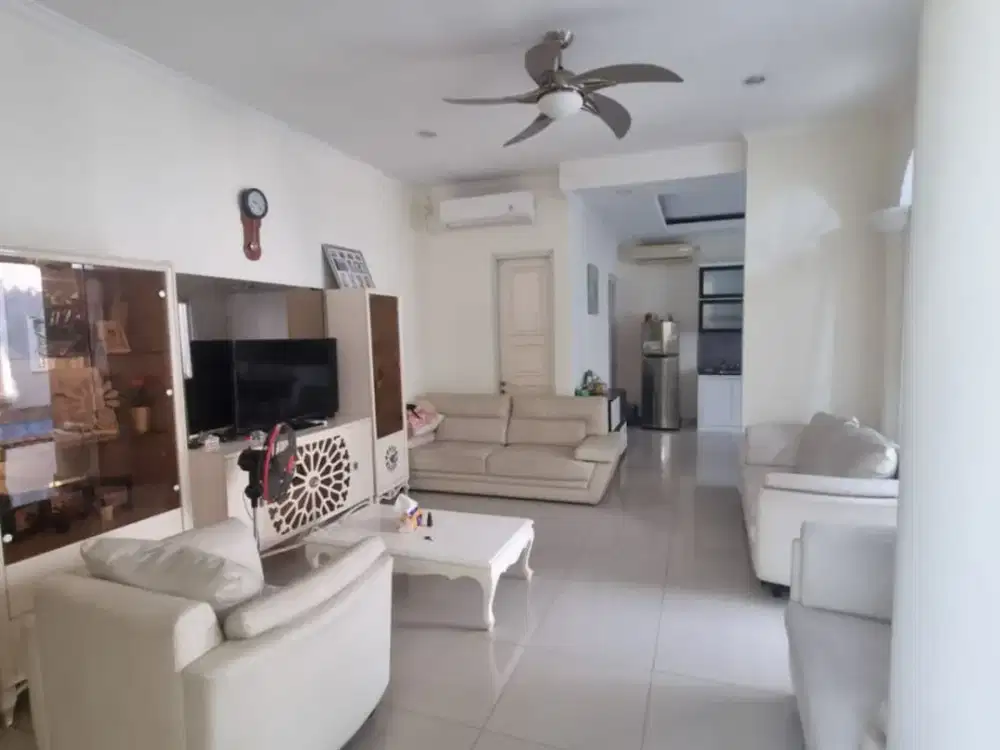 Disewakan Rumah Full Furnish di Gading Serpong
