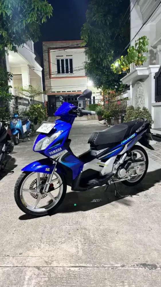 Nouvo Z 2006 Biru Pajak Hidup