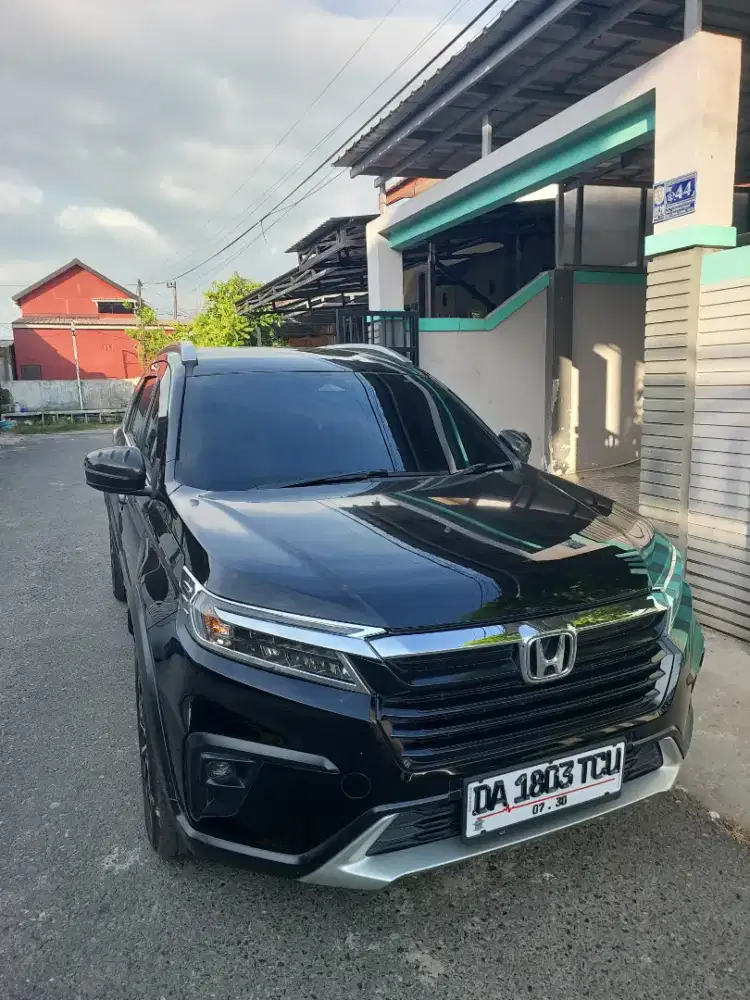 Bismillah, Dijual (nego) Honda new BR-V prestige Honda sensing A/T