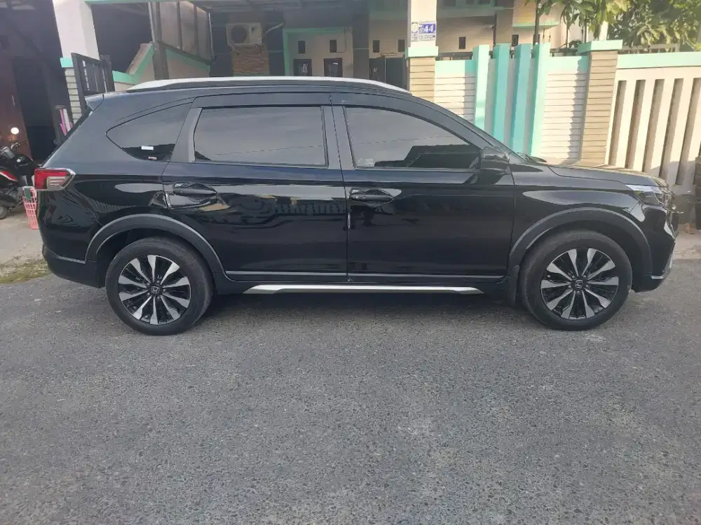 Bismillah, Dijual (nego) Honda new BR-V prestige Honda sensing A/T