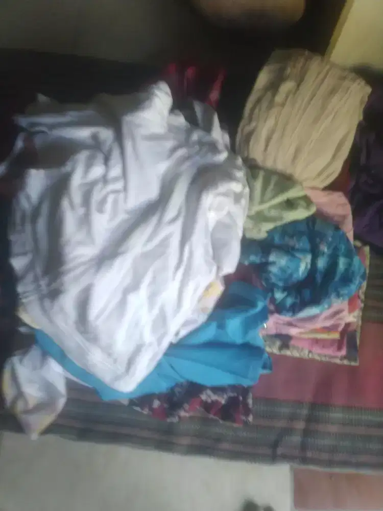 Aneka Pakaian bekas lumayan