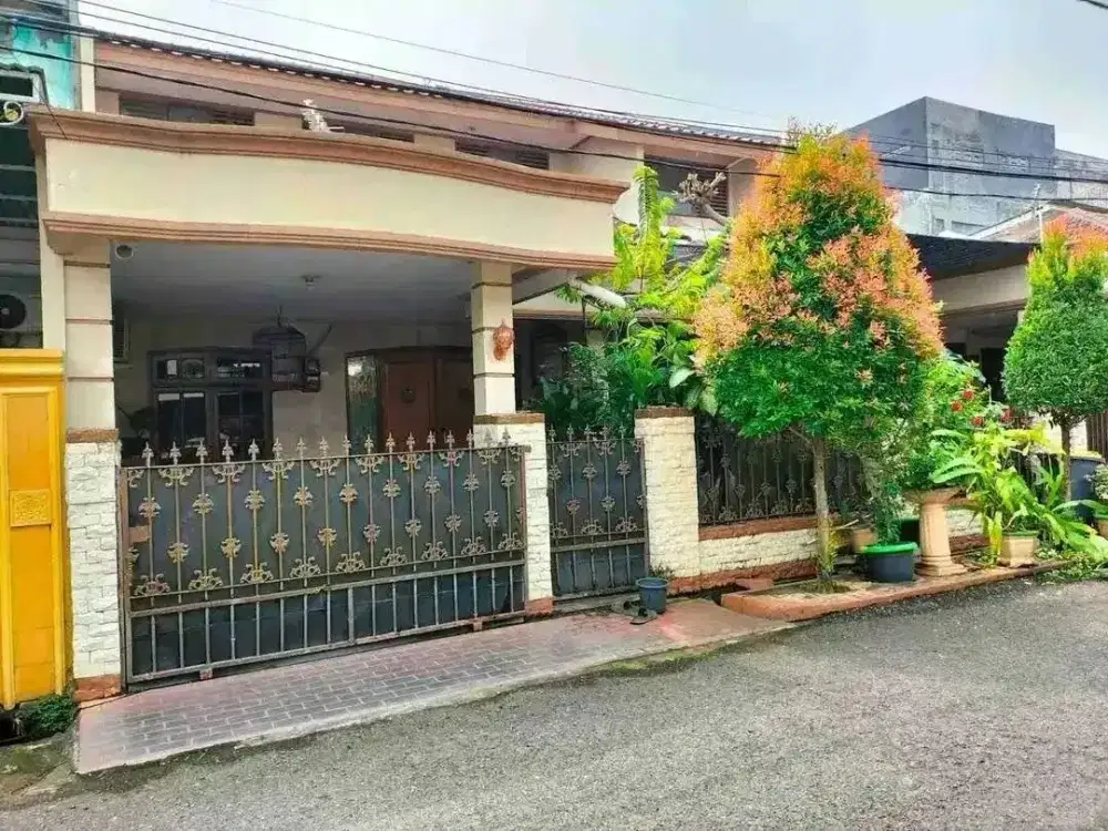 DIJUAL RUMAH LUAS DAN STRATEGIS PULO GEBANG PERMAI CAKUNG JAKARTA TIMUR | SHM
