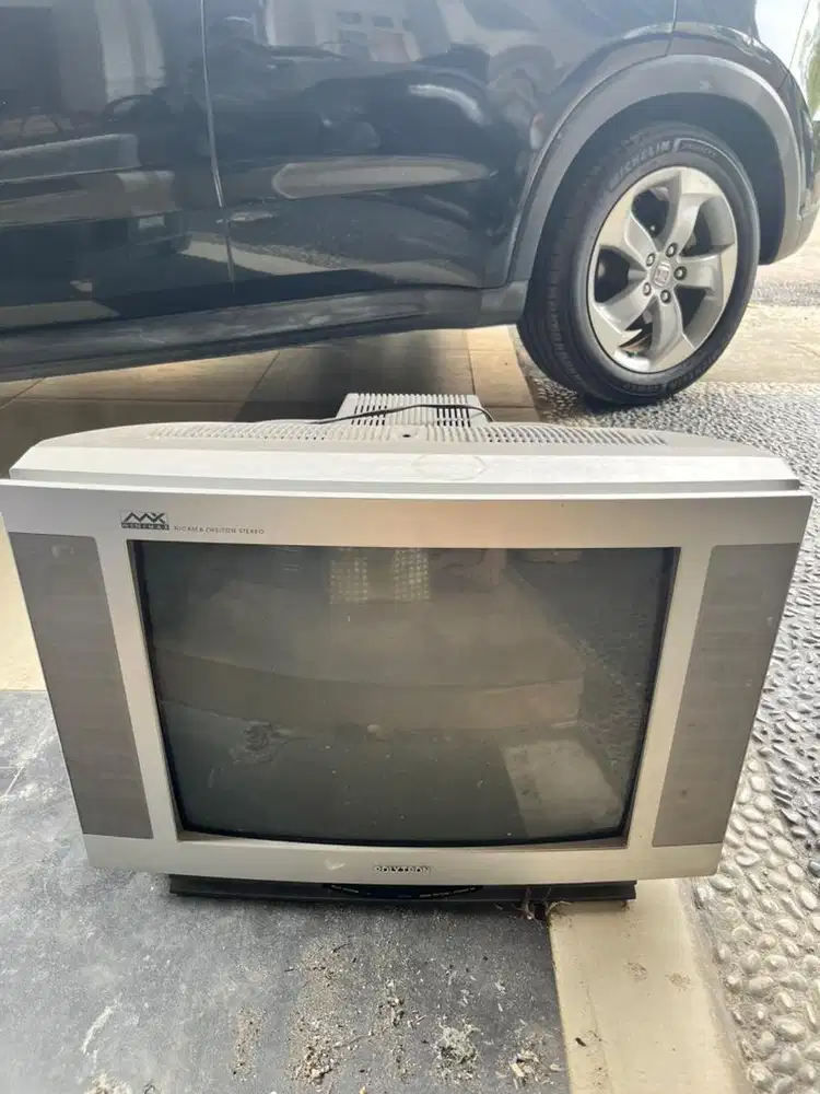 Tv tabung bekas
