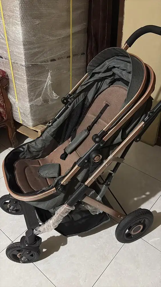 Stroller beige (newborn-todller)