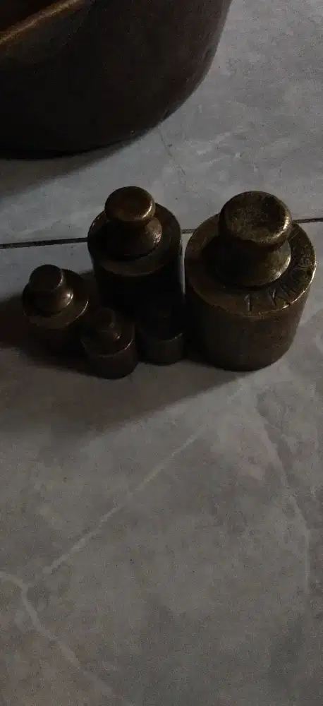Batu kilo Kuningan
