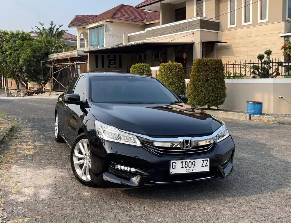 Accord VTIL 2016 Facelift LOW KM ANTIK !