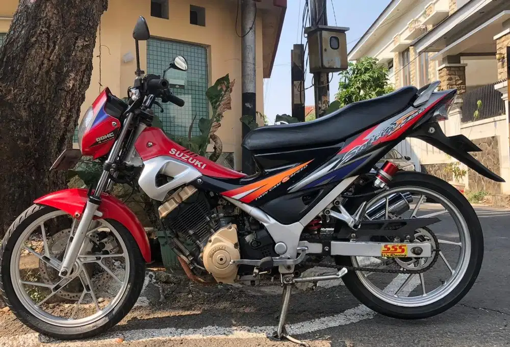 Satria fu150 cbu 2006 merah hitam