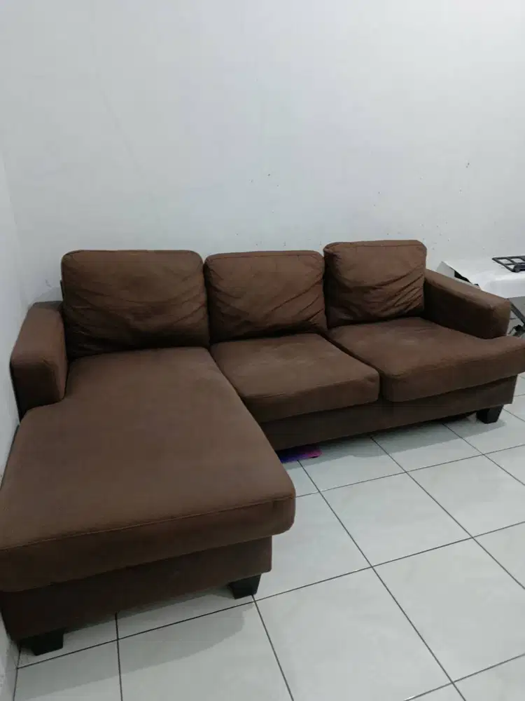Sofa sudut letter L merk informa