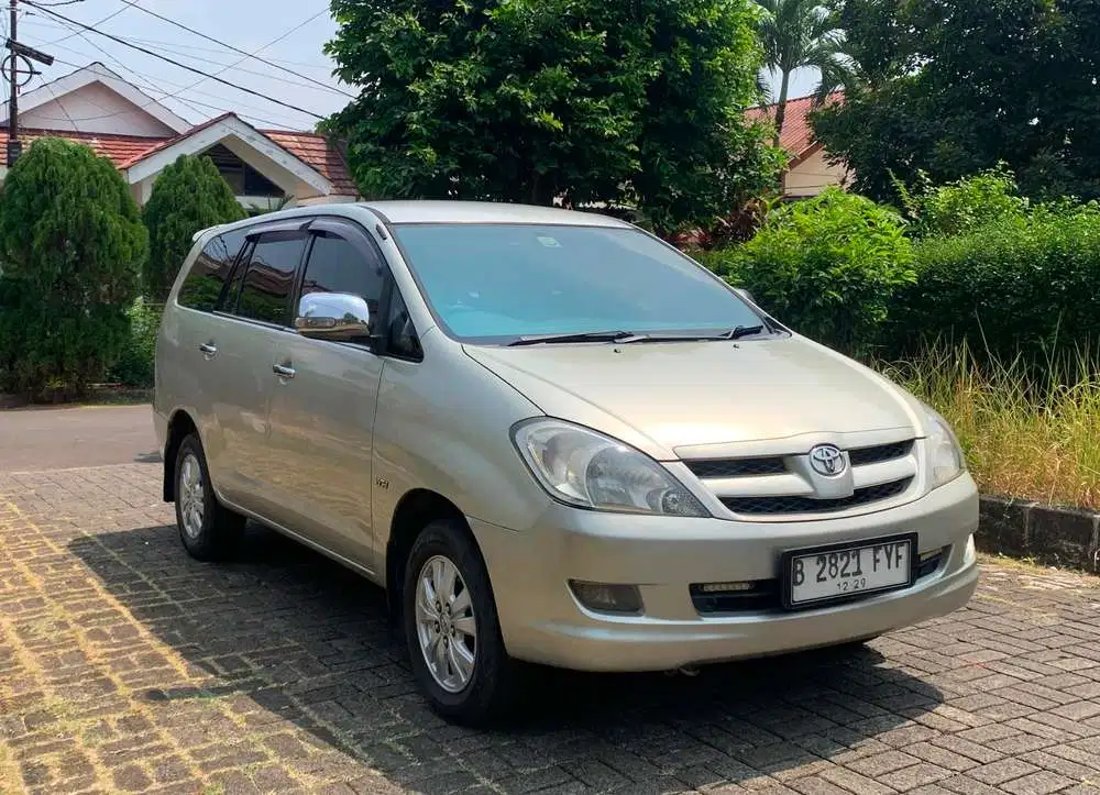 Innova 2.0 G 2008 Automatic