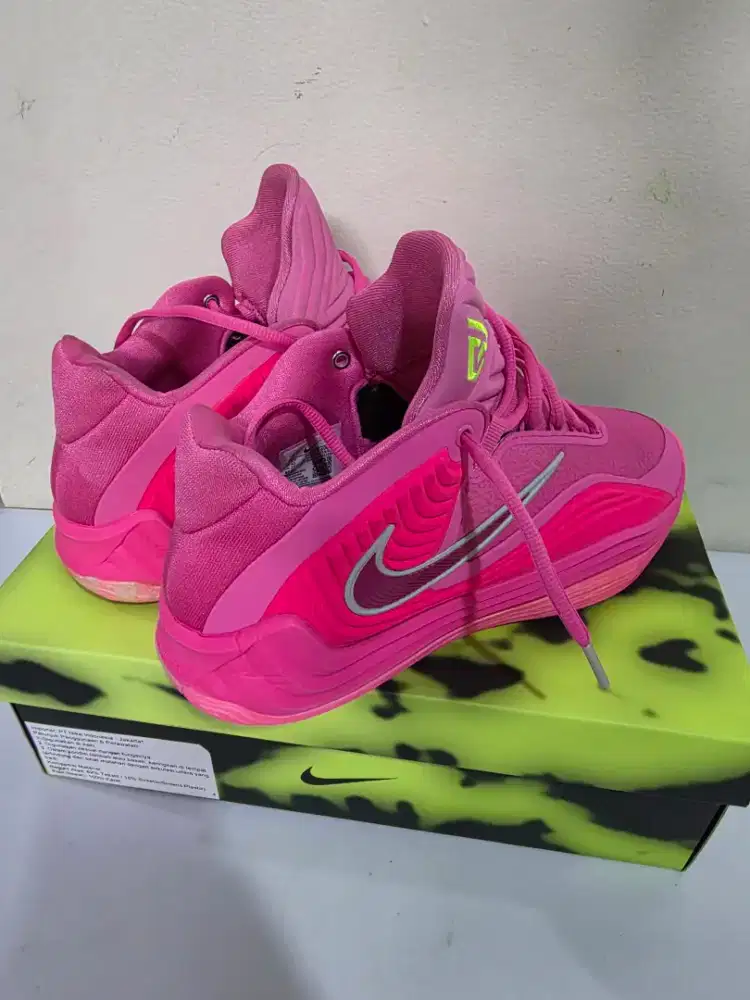 Jual Cepat Sepatu  basket Nike bagus jual Rugi